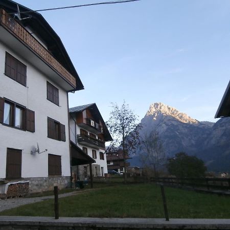 Flora Quinz Villa Sappada Oda fotoğraf